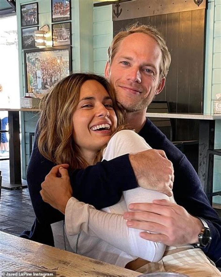 Engaged! Torrey DeVitto announced her engagement to boyfriend Jared LaPine Engaged! Torrey DeVitto announced her engagement to boyfriend Jared LaPine
