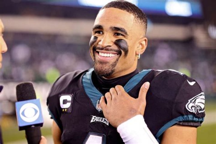 Jalen Hurts' pet No Pets (Jalen Hurts)
