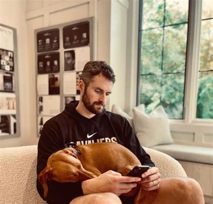 Kevin Love Pets