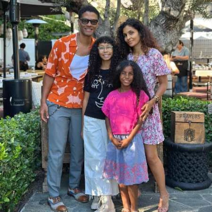Manuela Testolini is blessed with two daughters Lucia Bella Benet and Amoura Lynn Benet.