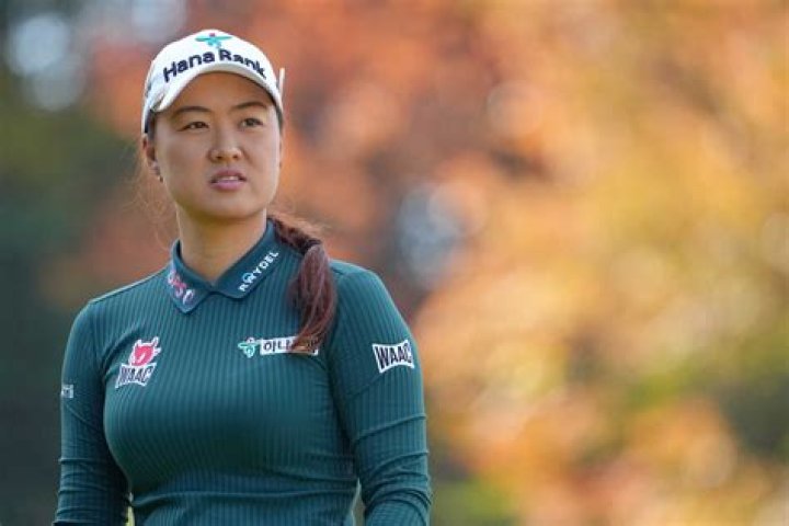 Minjee Le's net worth is $5 million.