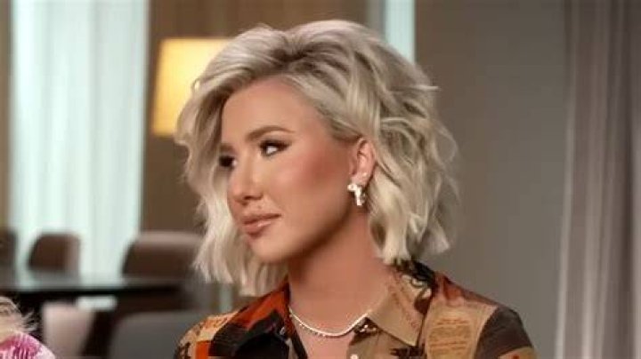 savannah chrisley header