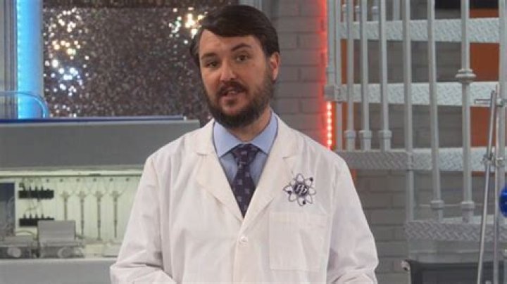 Wil Wheaton’s sinusitis-curing vegetable soup recipe! Know about his career, family life, and battle with sinusitis! Source: Cinemablend (Wil Wheaton in Star Trek)