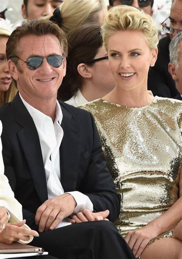 Charlize Theron: her new-gotten love, and her previous failed relationships! Click to have the full details! Source: Hellomagazine (Charlize and Sean Penn)