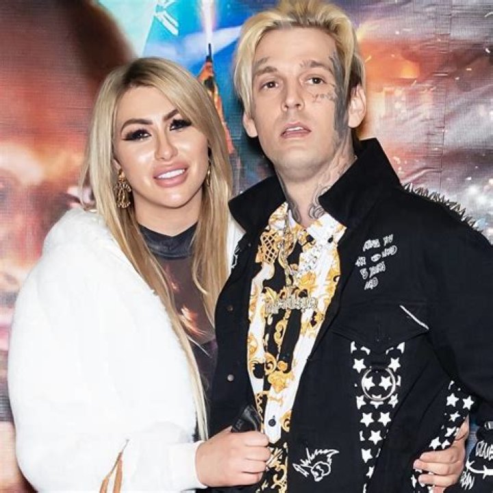 Aaron Carter splits from girlfriend Madison Parker after less than a year of dating Source: iamreadytochangemylifenow (Aaron Carter split from girlfriend, Madison Parker)