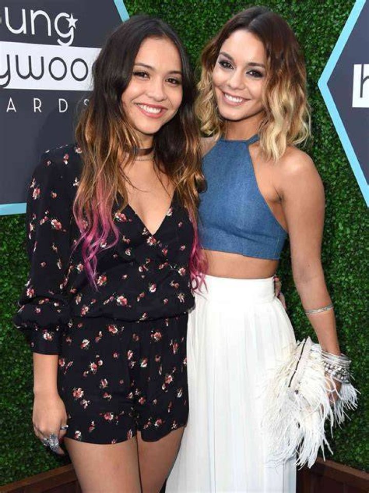 Stella Hudgens